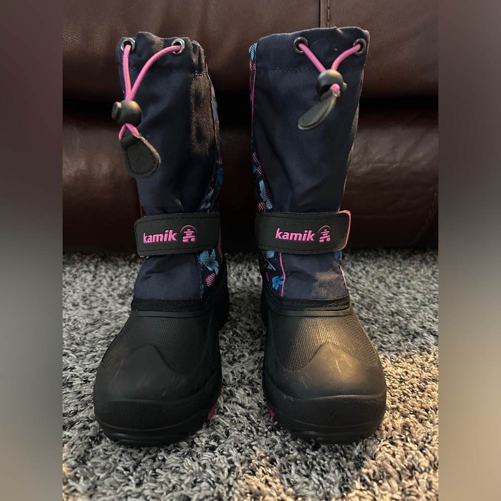 Girl’s Kamik Snow Boots